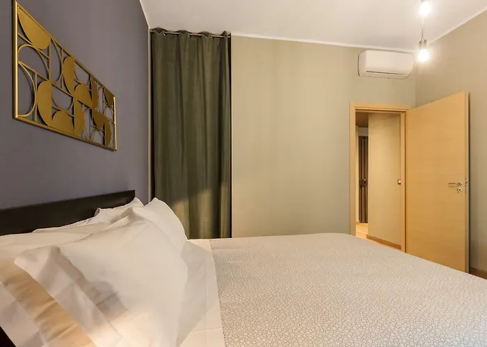 Cinque Terre The Square - Two Bathrooms